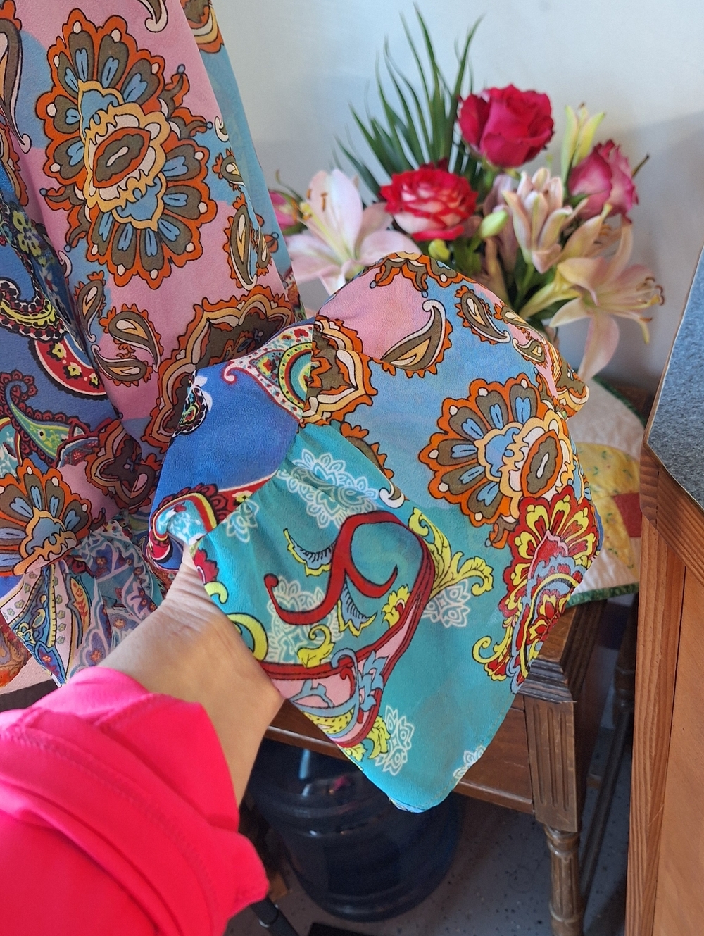 Willow & Root Mixed Paisley Print Chiffon Blouse, L, Style#8350 - Picture 6 of 16